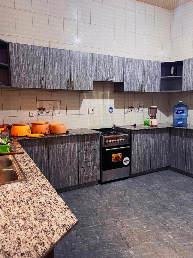 Zeo Airbnb - Cheap Apartment In Kigali Exteriör bild